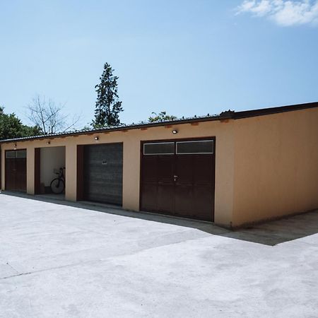 Apartman K29 Sombor Luaran gambar